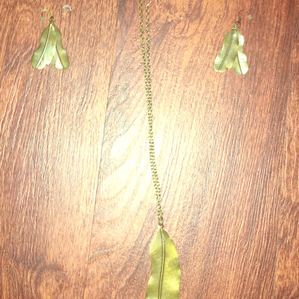 Leaf Earring and Necklace